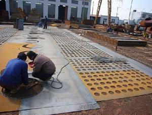 IPONE攝像頭模組各個零件分解示意圖，體現(xiàn)磁鋼在手機攝像頭中的應(yīng)用